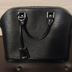 Louis Vuitton Alma PM Epi Noir